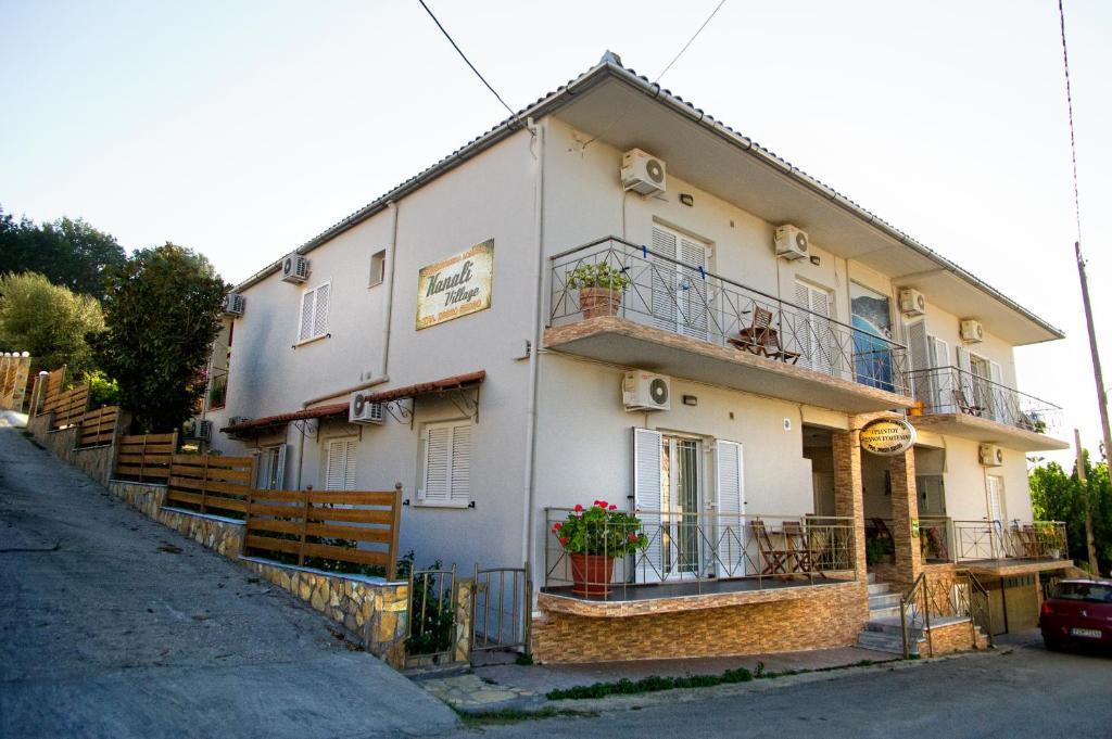 Kanali Village Apartments Buitenkant foto